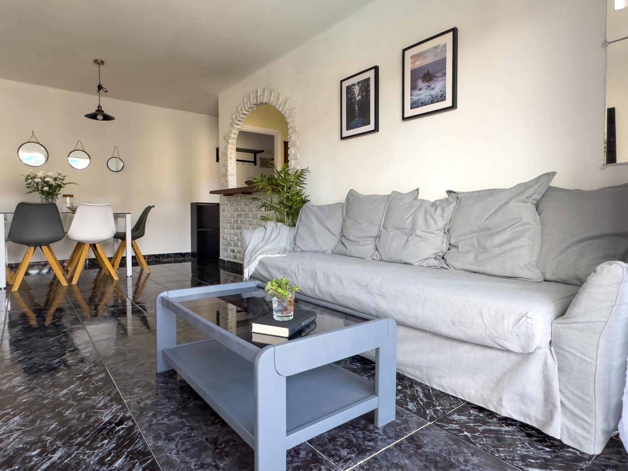 Amazing 3-Bedroom Apartment. Pool And Sea View! Los Cristianos  Luaran gambar
