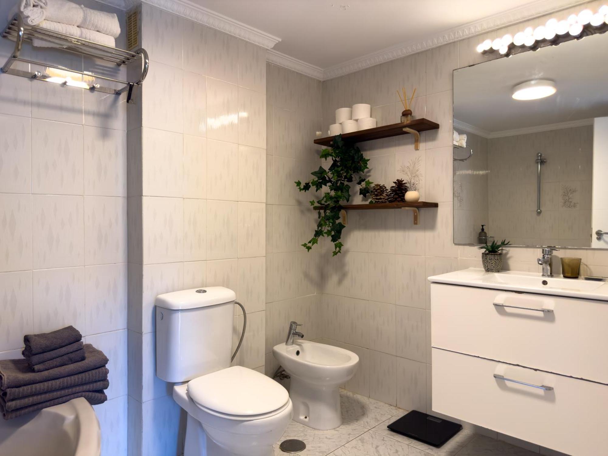 Amazing 3-Bedroom Apartment. Pool And Sea View! Los Cristianos  Luaran gambar